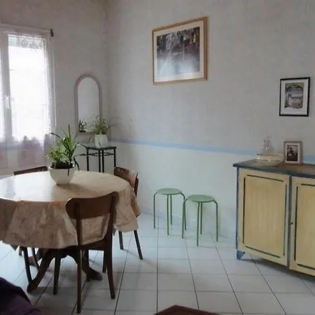 Villa Les Bains 23 *